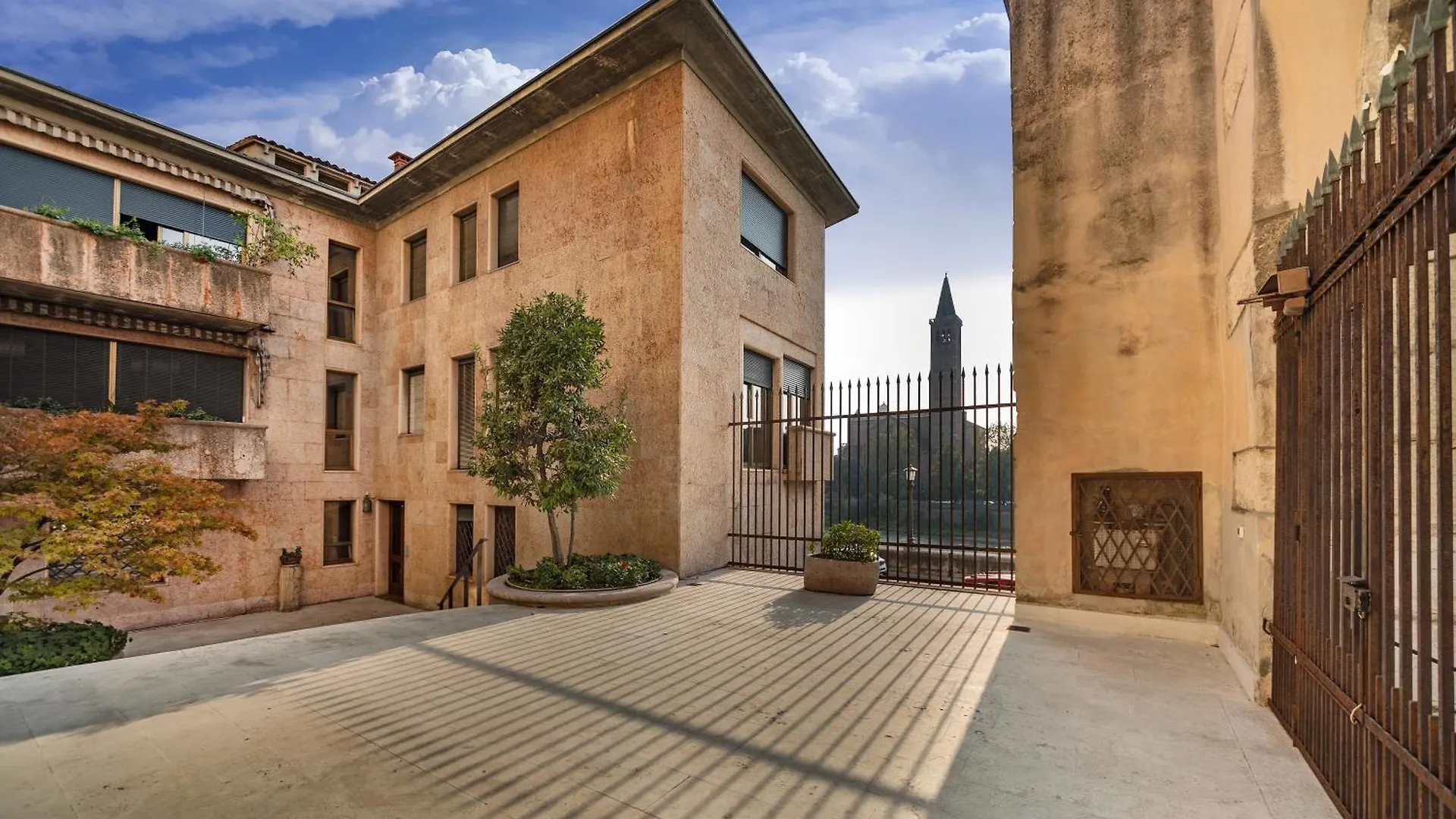 Stromboli Loft Verona Italy